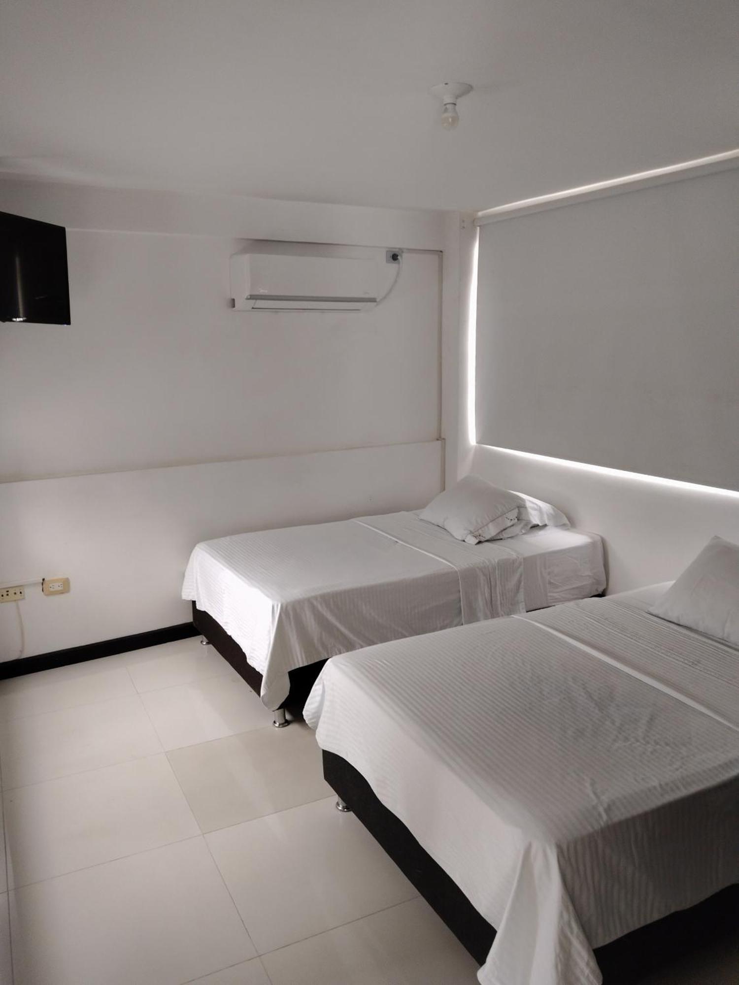Hotel Premium House ฟลอริดาบลังกา ภายนอก รูปภาพ