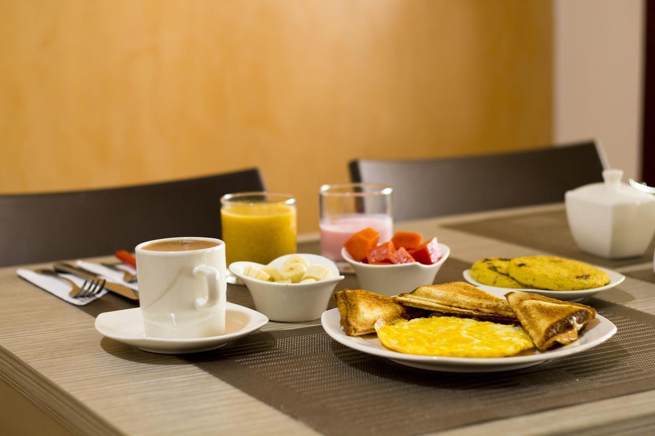 Hotel Premium House ฟลอริดาบลังกา ภายนอก รูปภาพ